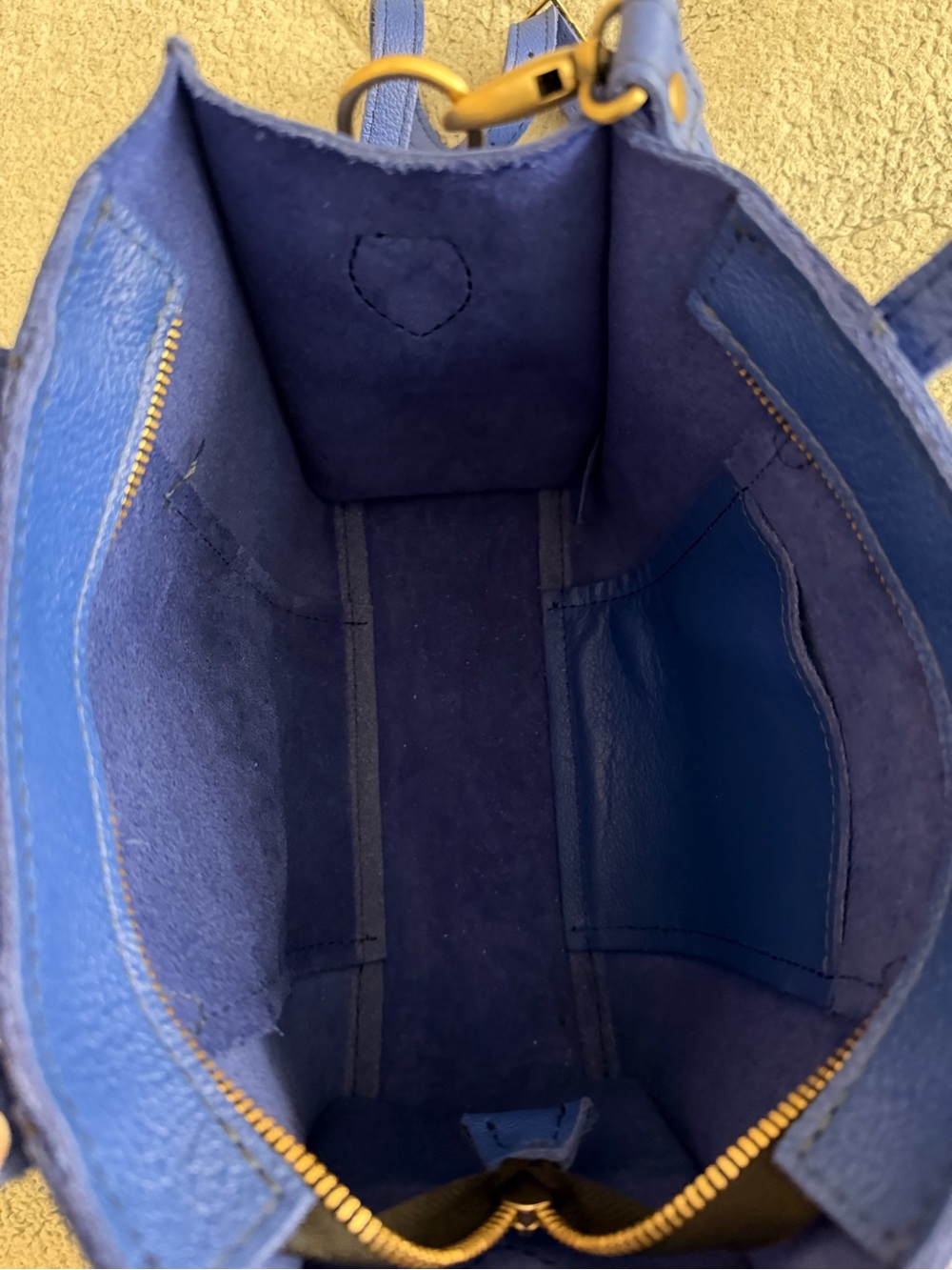Portland Leather Lola Molino Blue Pebbled Crossbody - Picture 3 of 5